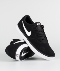 Nike - Skor Check Solar