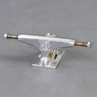 Royal - 5.0" skateboard truckar