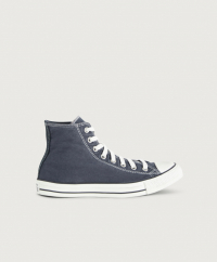 Converse - Sneakers All Star High från Converse är i canvas med gummiklädd tå och matchande ränder på sulkanten. Converse-märke på skaftet. Textilfoder och lätt stoppad textilinnersula. Mönstrad gummiytterula.