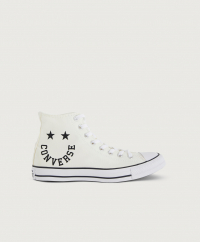 Converse - Sneakers från Converse är i canvas med gummiklädd tå och matchande ränder på sulkanten. Converse-märke på skaftet. Textilfoder och lätt stoppad textilinnersula. Mönstrad gummiytterula.