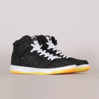 Nike - Dunk High Pro ´Skunk´