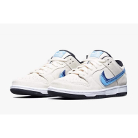 Nike - SB Dunk Low "Truck it"