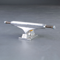 Independent - Polished Stage11 149 skateboard truckar