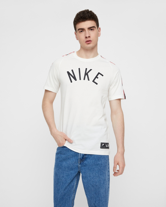 Nike T-shirts Tee k/æ - Motiv - Regular fit - Vit