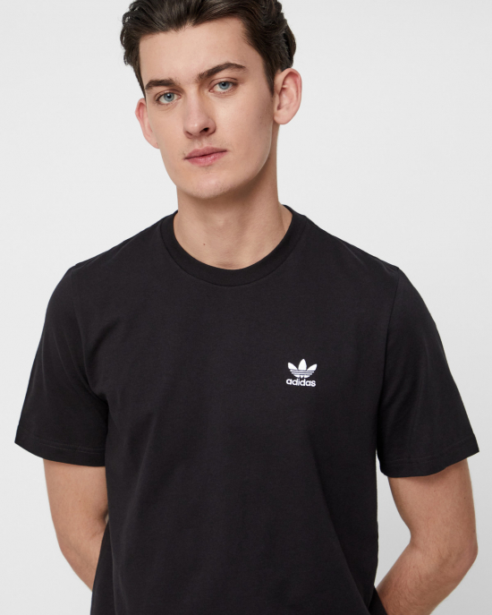 Adidas Essential T-shirt - Regular fit - Svart