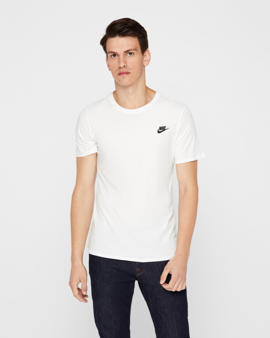 Nike TEE CLUB EMBRD T-shirt - Regular fit - Vit