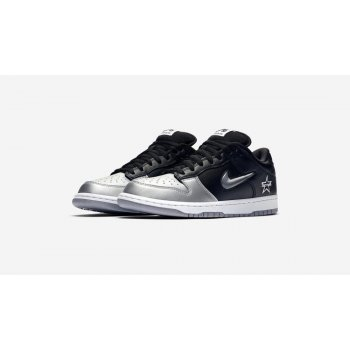 Nike SB Dunk Low x Supreme Silver-Black