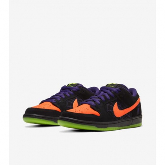 Nike SB Dunk Low "Night of Mischief" Halloween