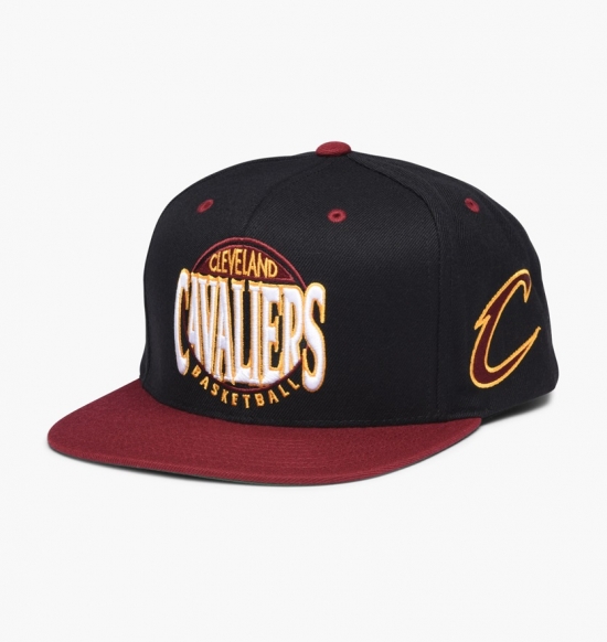 Mitchell & Ness Cleveland Cavaliers On The Spot Snapback
